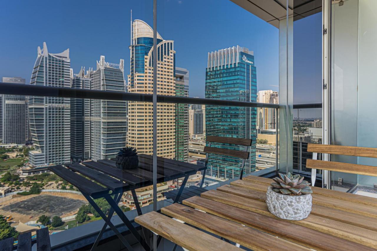 Higuests - Modern Studio With Incredible City Skyline View Dubai Exteriör bild
